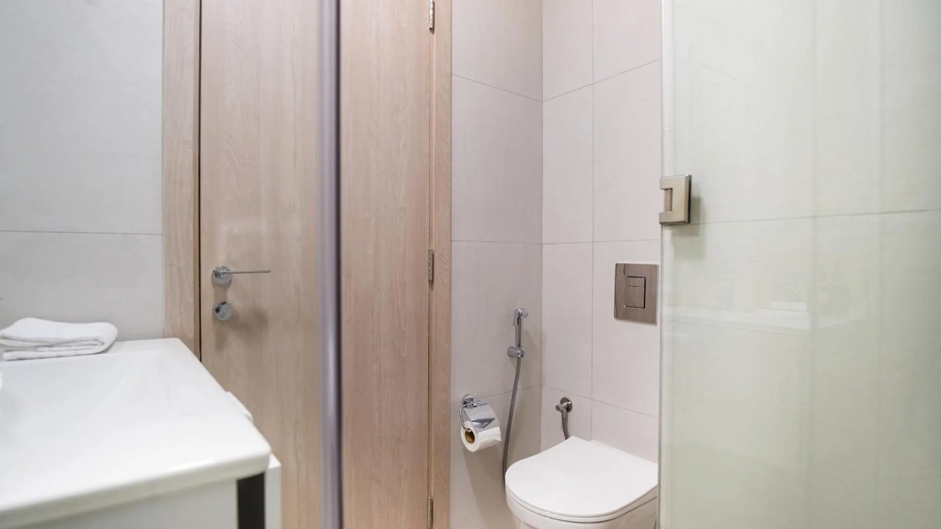 Easygo- Stylish Stu In Luma 22 Jvc Apartment Dubai